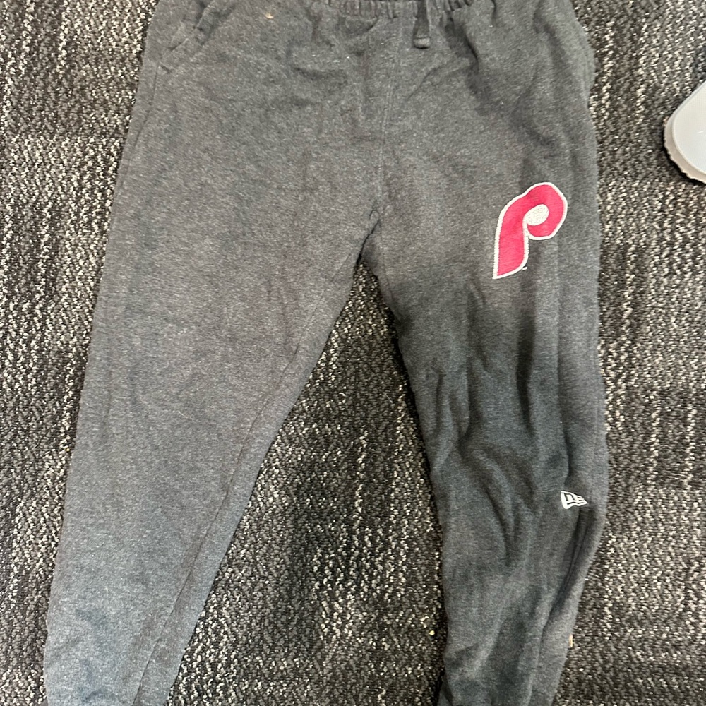 Dark grey Philly sweatpants
